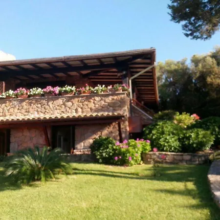 Casa Vista Mare A Willa